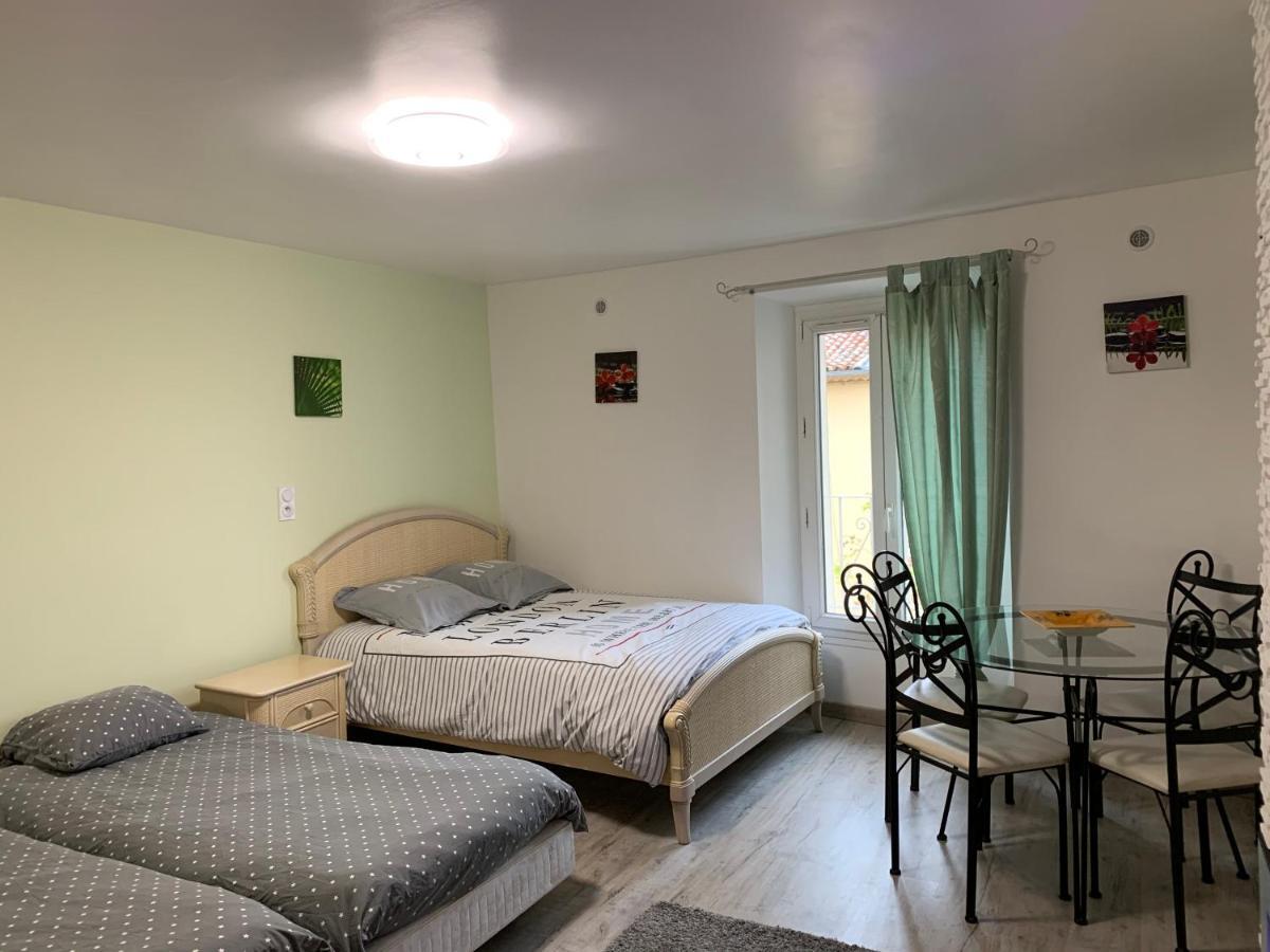 Formidable Studio Au Coeur Historique De Frejus Apartment Ngoại thất bức ảnh